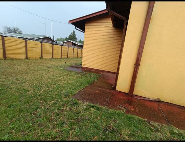 3 BEDROOM HOUSE FOR SALE IN VANDERBIJLPARK CE 2